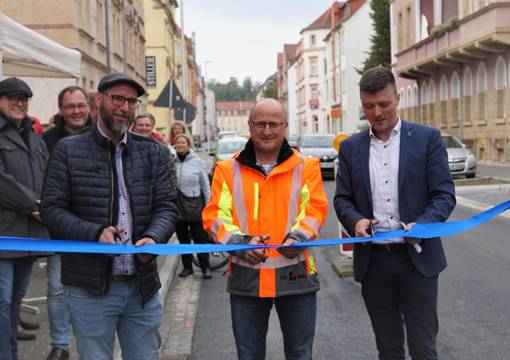 Bauamtsleiter Martin Schuster, Bauleiter Michael Hilse, Bürgermeister Markus Renner