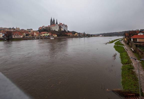 Wasserstand der Elbe am 23.12., 15 Uhr